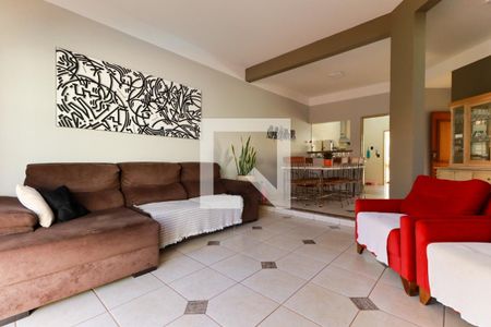 Sala + Sala de jantar  de casa para alugar com 3 quartos, 268m² em Jardim Califórnia, Ribeirão Preto