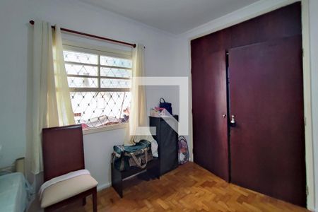 Casa à venda com 165m², 5 quartos e 2 vagasQuarto 3