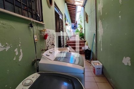 Casa à venda com 165m², 5 quartos e 2 vagasÁrea de Serviço