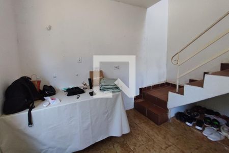 Casa à venda com 165m², 5 quartos e 2 vagasEdícula - Sala