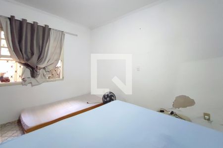 Casa à venda com 165m², 5 quartos e 2 vagasQuarto 4