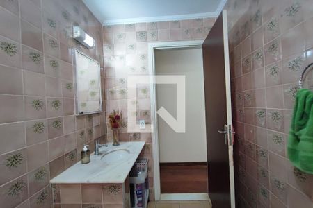 Casa à venda com 165m², 5 quartos e 2 vagasBanheiro Social