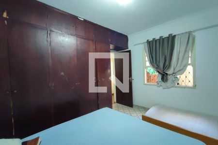 Casa à venda com 165m², 5 quartos e 2 vagasQuarto 4