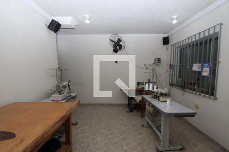 Casa à venda com 125m², 3 quartos e 2 vagas Casa à venda com 125m², 3 quartos e 2 vagasQuarto de Serviço