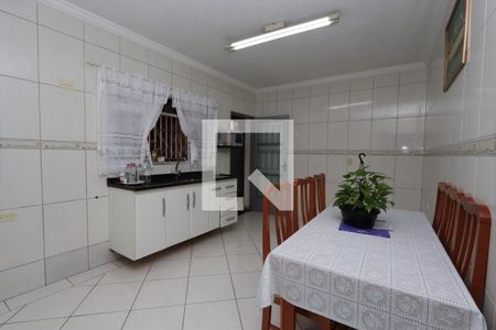 Casa à venda com 125m², 3 quartos e 2 vagas Casa à venda com 125m², 3 quartos e 2 vagasCozinha