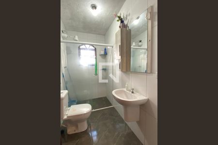 Casa à venda com 250m², 3 quartos e 1 vagaBanheiro 2