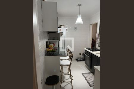 Apartamento à venda com 72m², 2 quartos e sem vaga Apartamento à venda com 72m², 2 quartos e sem vagaCozinha