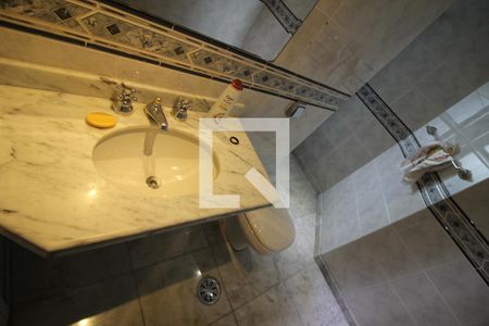 Apartamento à venda com 163m², 3 quartos e 3 vagasBanheiro Social