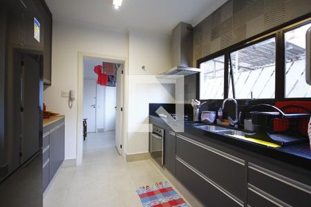 Apartamento à venda com 146m², 3 quartos e 2 vagasCozinha