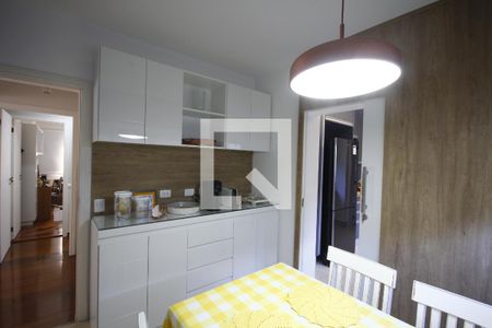 Apartamento à venda com 146m², 3 quartos e 2 vagasCopa