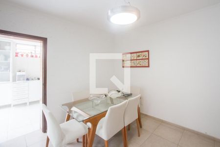 Casa à venda com 154m², 2 quartos e 1 vagaSala de Jantar