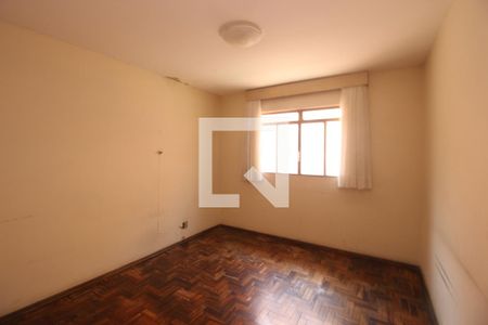 Casa à venda com 295m², 3 quartos e 2 vagasQuarto