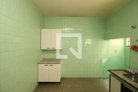 Casa à venda com 295m², 3 quartos e 2 vagasCozinha