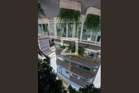 Apartamento à venda com 103m², 2 quartos e 2 vagas Apartamento à venda com 103m², 2 quartos e 2 vagasFachada