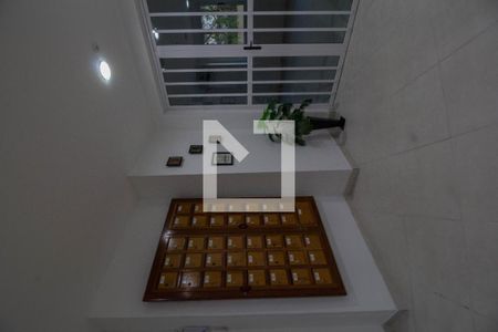 Apartamento à venda com 103m², 2 quartos e 2 vagas Apartamento à venda com 103m², 2 quartos e 2 vagasHall
