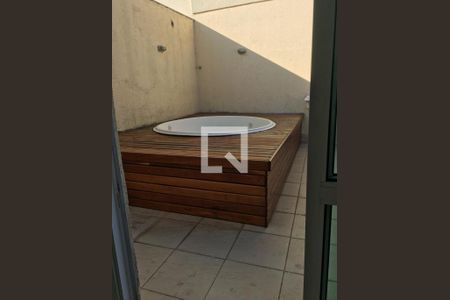 Apartamento à venda com 103m², 2 quartos e 2 vagas Apartamento à venda com 103m², 2 quartos e 2 vagasTerraço