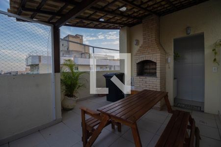 Apartamento à venda com 103m², 2 quartos e 2 vagas Apartamento à venda com 103m², 2 quartos e 2 vagasÁrea comum - Churrasqueira