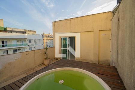 Apartamento à venda com 103m², 2 quartos e 2 vagas Apartamento à venda com 103m², 2 quartos e 2 vagasTerraço