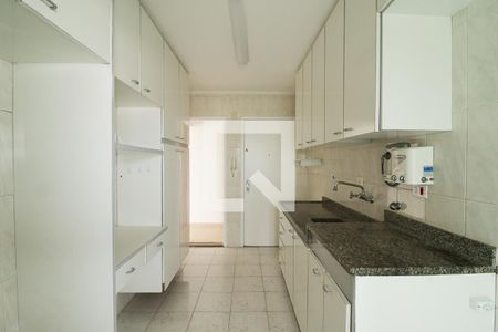 Apartamento à venda com 94m², 3 quartos e 2 vagasCozinha