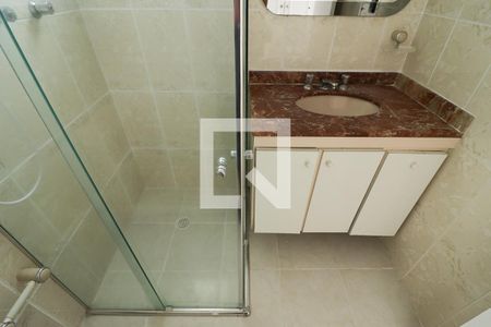 Apartamento à venda com 94m², 3 quartos e 2 vagasBanheiro da Suíte