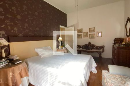 Casa de condomínio à venda com 320m², 4 quartos e 4 vagasSuíte 1