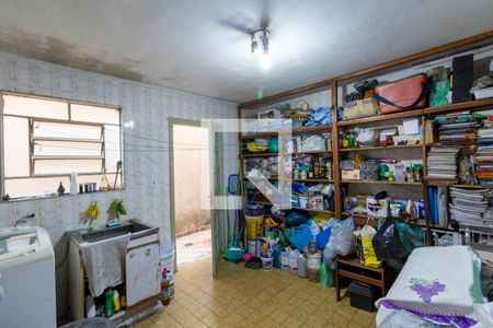 Casa à venda com 225m², 4 quartos e 2 vagas Casa à venda com 225m², 4 quartos e 2 vagasCasa 1 - Área de Serviço