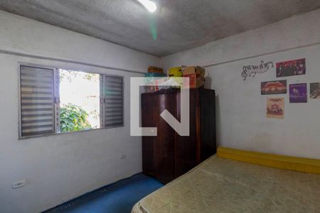 Casa à venda com 225m², 4 quartos e 2 vagas Casa à venda com 225m², 4 quartos e 2 vagasCasa 2 - Quarto