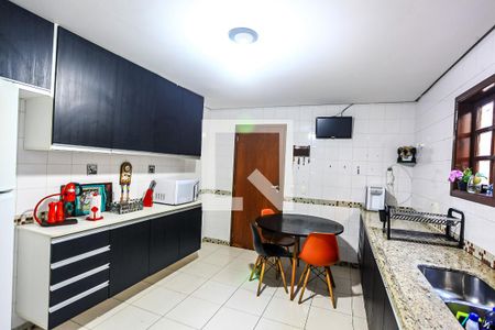 Casa à venda com 223m², 3 quartos e 4 vagasCozinha