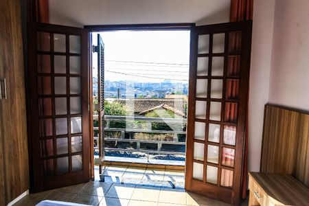 Casa à venda com 223m², 3 quartos e 4 vagasSuíte 1 - Sacada