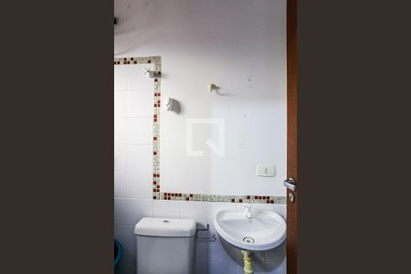 Casa à venda com 223m², 3 quartos e 4 vagasÁrea de Serviço - Banheiro