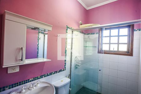 Casa à venda com 223m², 3 quartos e 4 vagasSuíte 3 - Banheiro