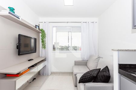 Sala/Cozinha de apartamento para alugar com 2 quartos, 33m² em Parque Fongaro, São Paulo