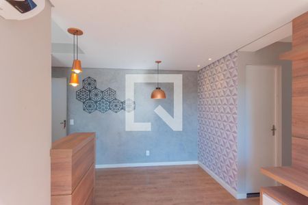 Sala de apartamento à venda com 2 quartos, 57m² em Vila Satúrnia, Campinas