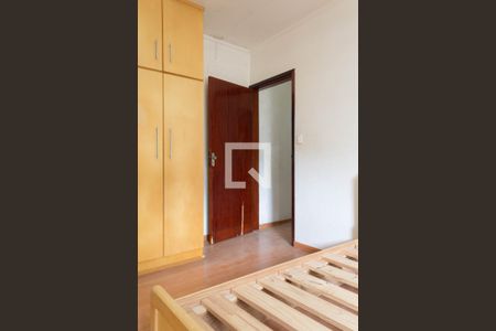 Casa à venda com 255m², 4 quartos e 3 vagas Casa à venda com 255m², 4 quartos e 3 vagasQuarto 3