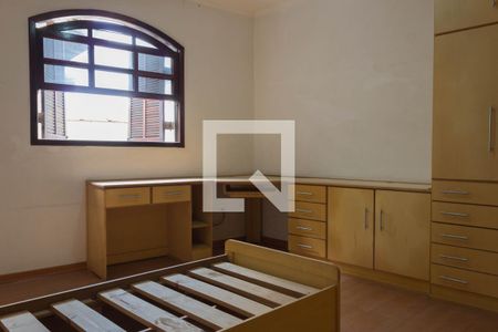 Casa à venda com 255m², 4 quartos e 3 vagas Casa à venda com 255m², 4 quartos e 3 vagasQuarto 3