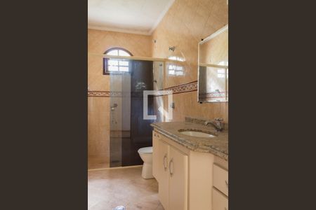 Casa à venda com 255m², 4 quartos e 3 vagas Casa à venda com 255m², 4 quartos e 3 vagasBanheiro