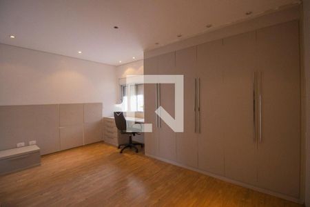 Casa de condomínio à venda com 480m², 4 quartos e 6 vagas