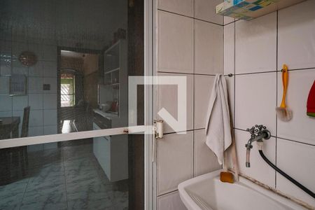 Casa à venda com 98m², 2 quartos e 1 vagaÁrea de Serviço