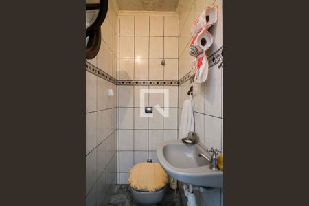 Casa à venda com 98m², 2 quartos e 1 vagaLavabo