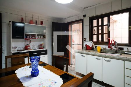 Casa à venda com 98m², 2 quartos e 1 vagaCozinha