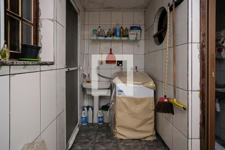 Casa à venda com 98m², 2 quartos e 1 vagaÁrea de Serviço