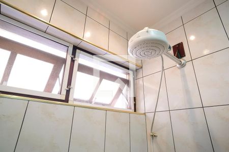 Casa à venda com 98m², 2 quartos e 1 vagaBanheiro 