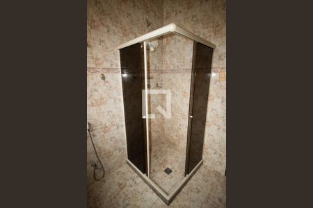 Apartamento à venda com 97m², 2 quartos e 1 vaga Apartamento à venda com 97m², 2 quartos e 1 vagaBanheiro Social