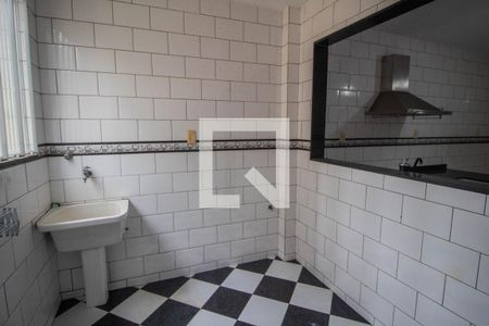 Apartamento à venda com 97m², 2 quartos e 1 vaga Apartamento à venda com 97m², 2 quartos e 1 vagaÁrea de Serviço