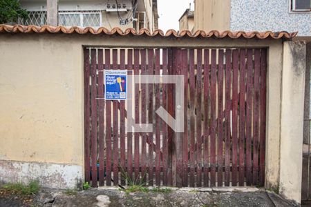 Apartamento à venda com 97m², 2 quartos e 1 vaga Apartamento à venda com 97m², 2 quartos e 1 vagaPortão de Acesso