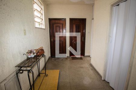 Apartamento à venda com 97m², 2 quartos e 1 vaga Apartamento à venda com 97m², 2 quartos e 1 vagaHall de Entrada