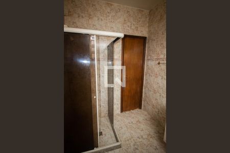 Apartamento à venda com 97m², 2 quartos e 1 vaga Apartamento à venda com 97m², 2 quartos e 1 vagaBanheiro Social