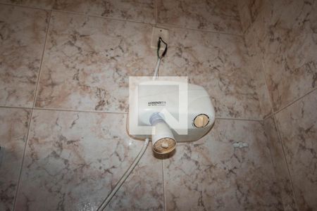 Apartamento à venda com 97m², 2 quartos e 1 vaga Apartamento à venda com 97m², 2 quartos e 1 vagaChuveiro do Banheiro Social