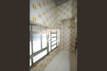 Apartamento à venda com 100m², 2 quartos e 1 vagaÁrea de Serviço