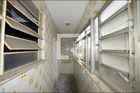 Apartamento à venda com 100m², 2 quartos e 1 vagaÁrea de Serviço